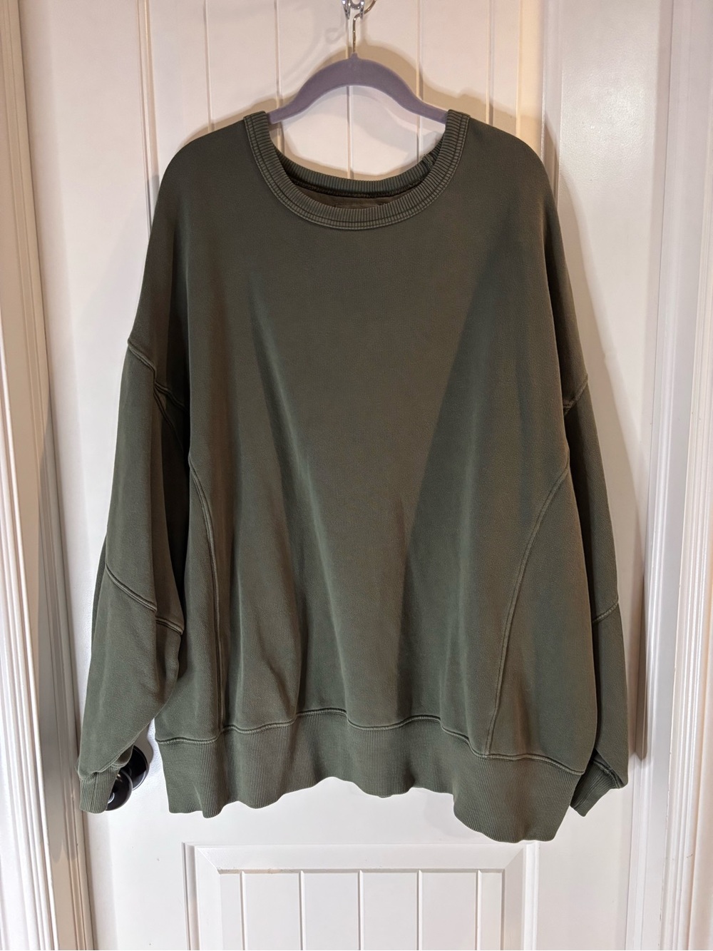 aerie Olive Crewneck Pullover Sweatshirt